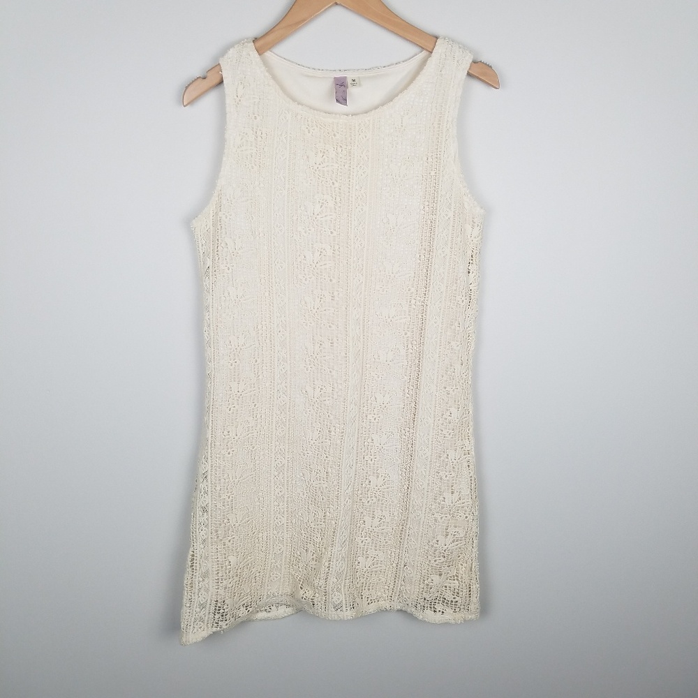 Francesca's Collection Cream Lace Shift Dress